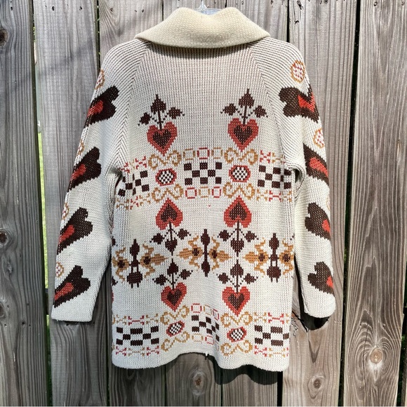 Scandinavian Pattern Sweater - Picture 2 of 4